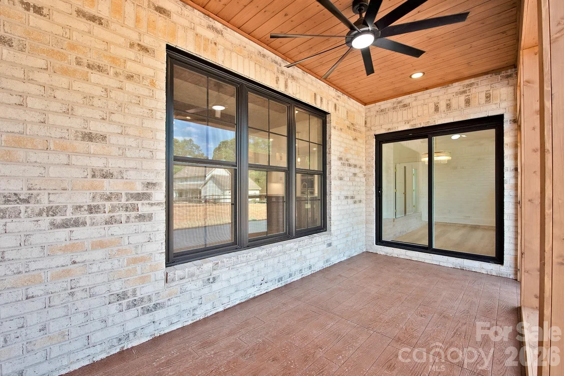 Photo of 935 Lake Wright Road