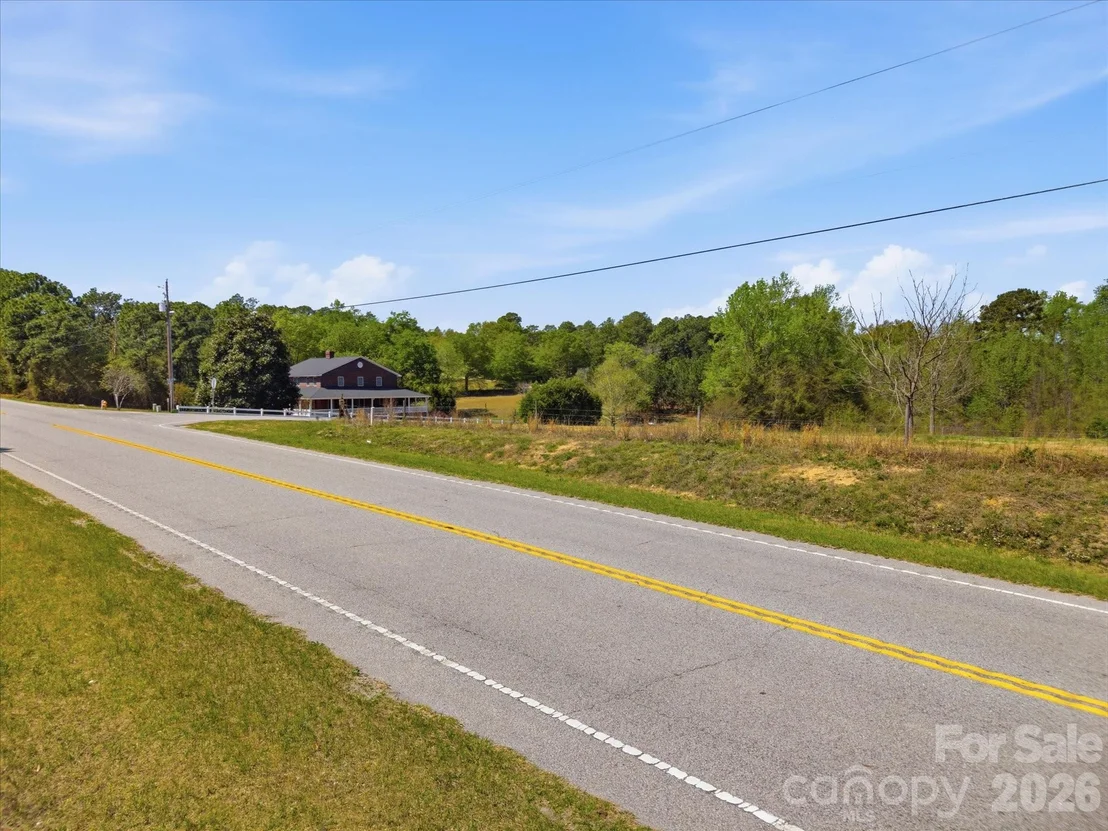 Photo of 52 Mcmillan Road