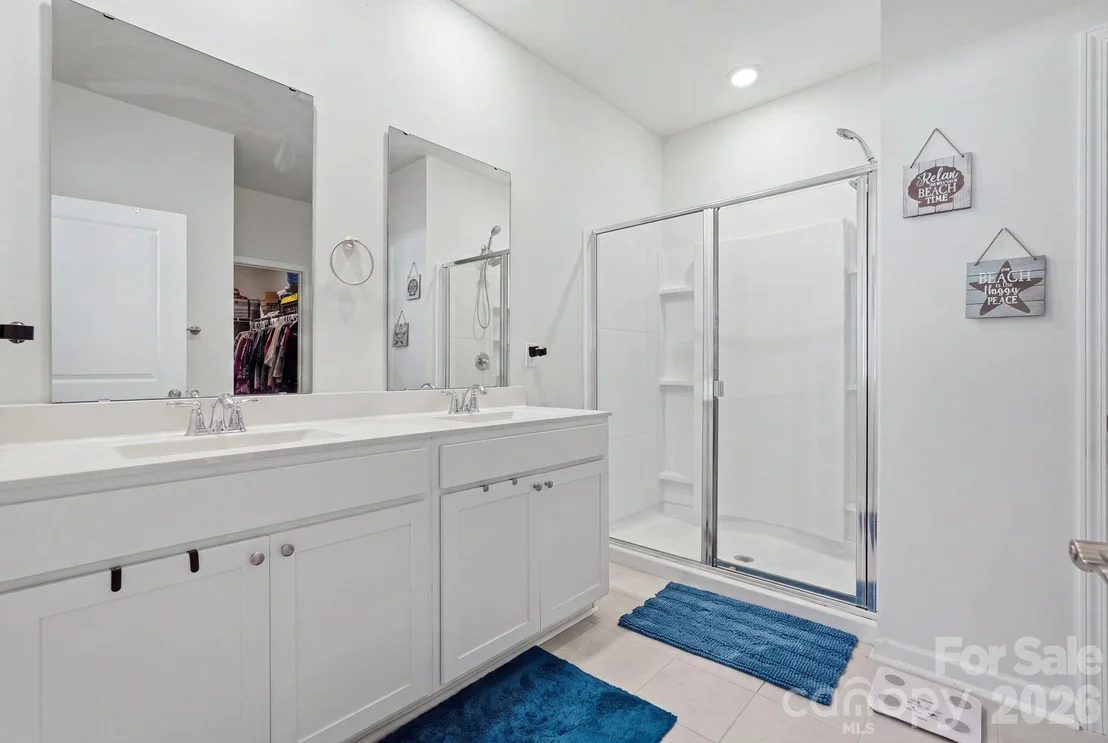 Photo of 1404 Greenock Lane