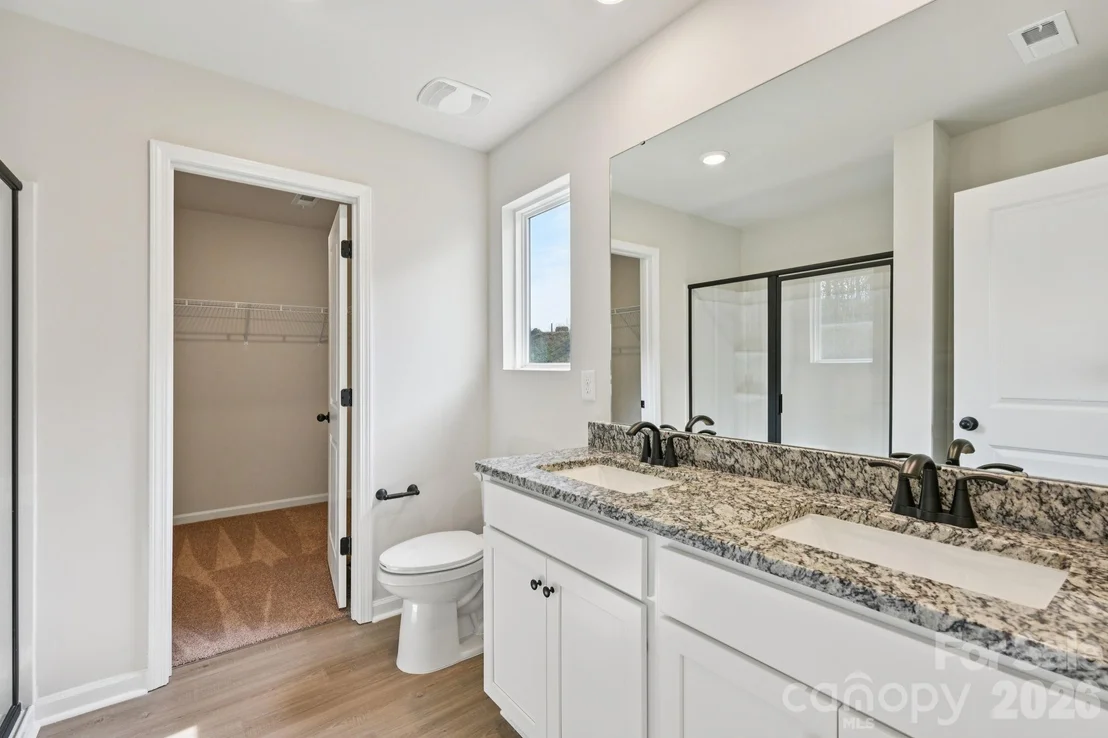 Photo of 818 Willow Estates Drive