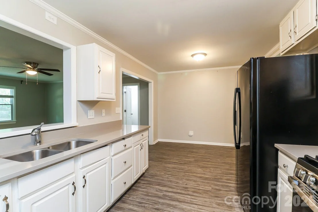 Photo of 6424 Springfield Drive