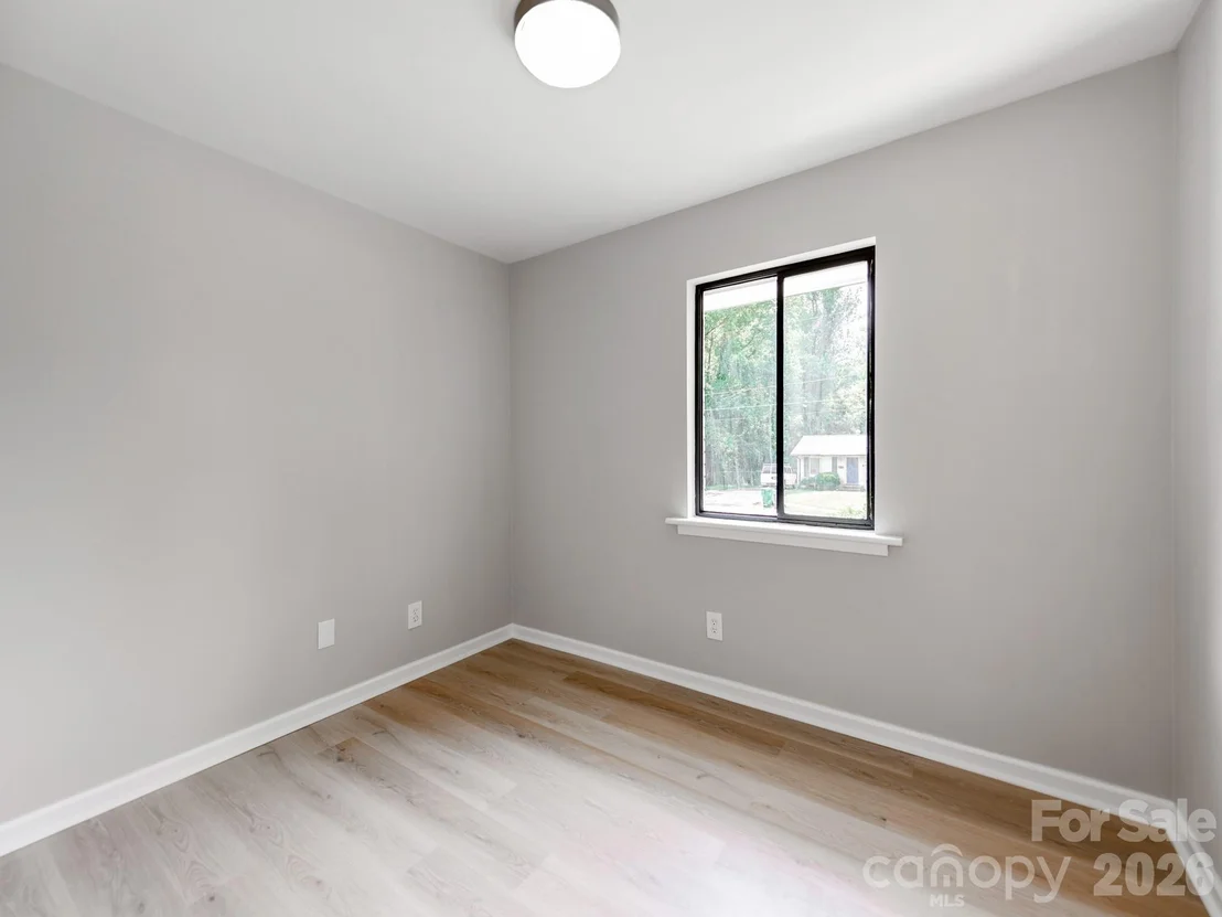 Photo of 4925 Springview Road