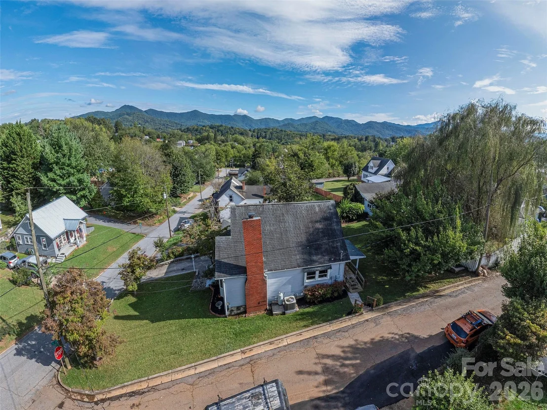Photo of 135 Patton Avenue