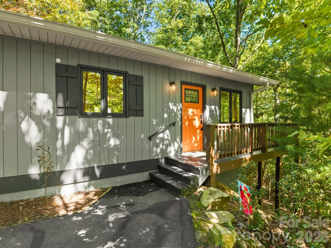 Photo of 1238 Soquili Drive