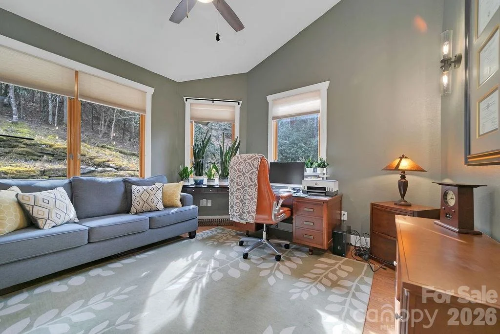 Photo of 141 Bruce Circle