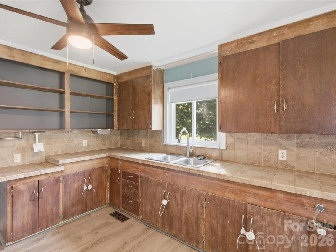 Photo of 620 Normandy Road