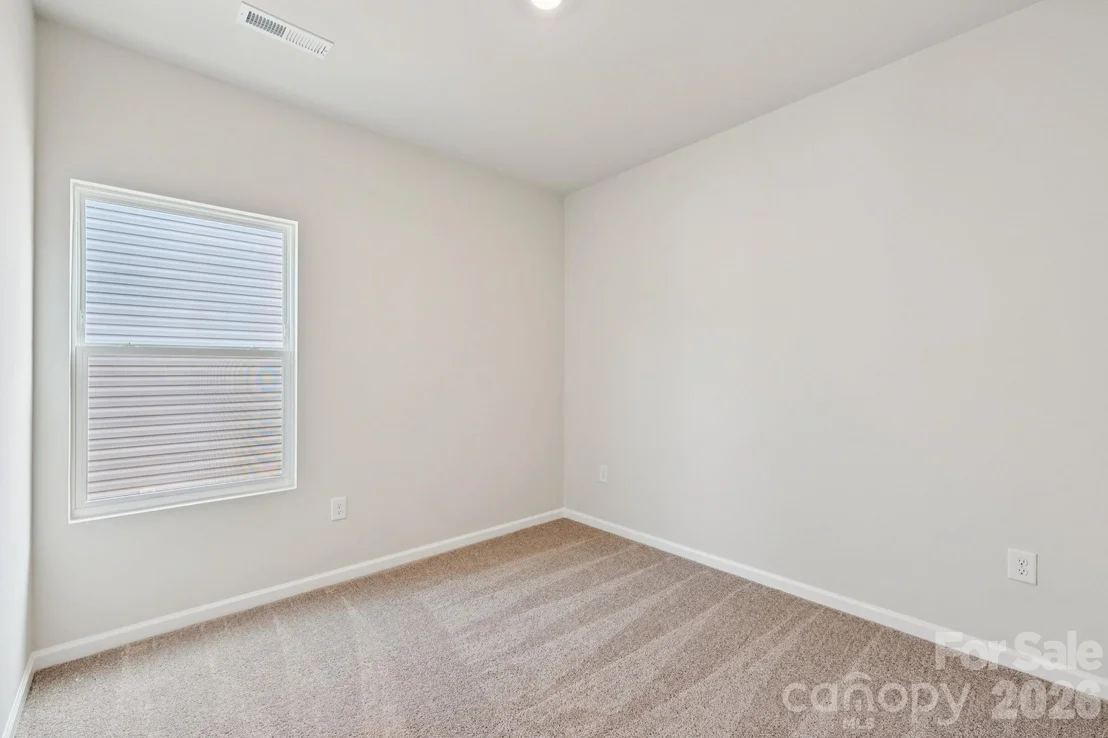 Photo of 712 Willow Estates Drive