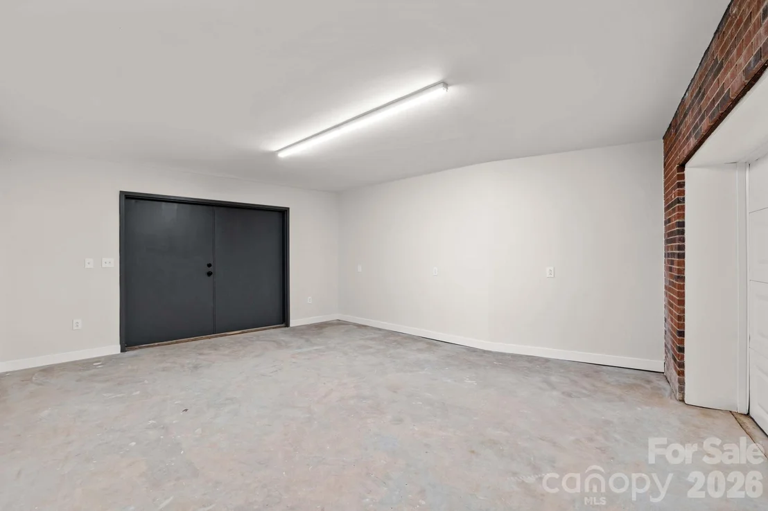 Photo of 4455 Moose Road