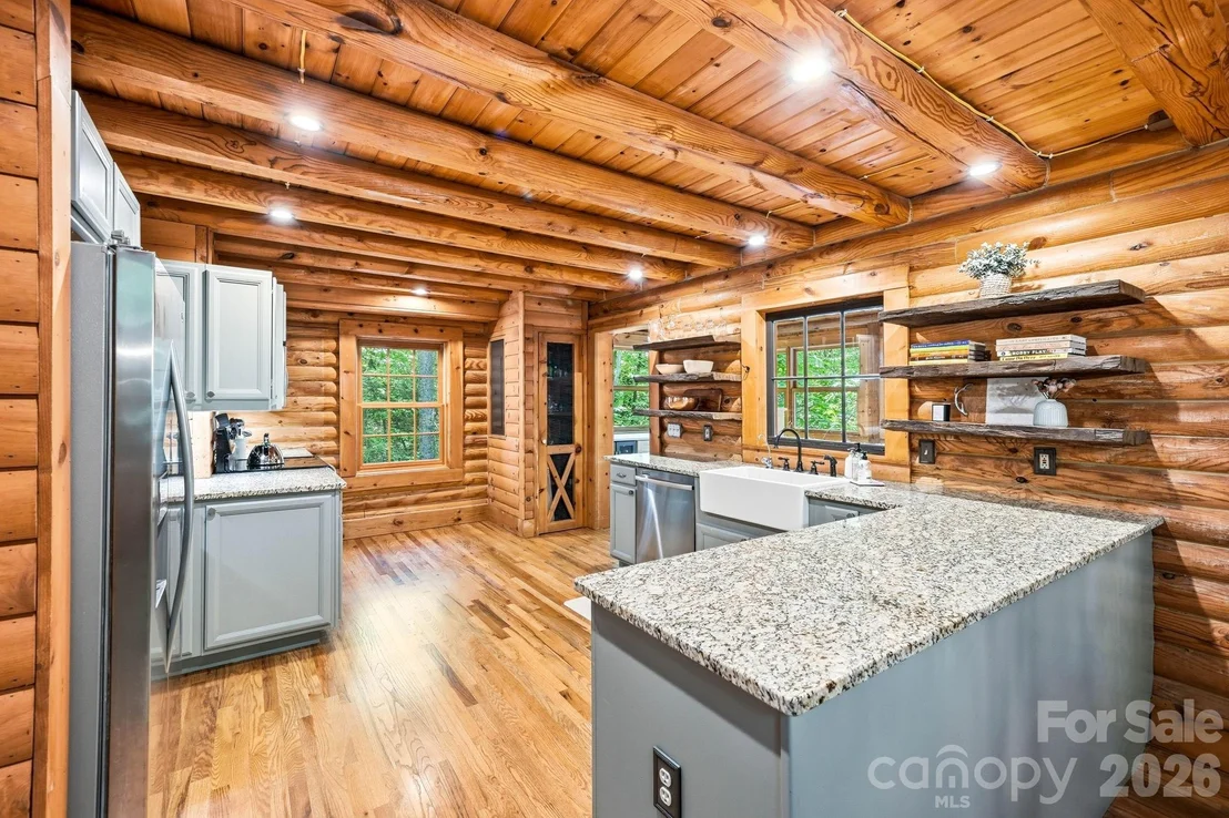 Photo of 16 Shadow Brook Drive