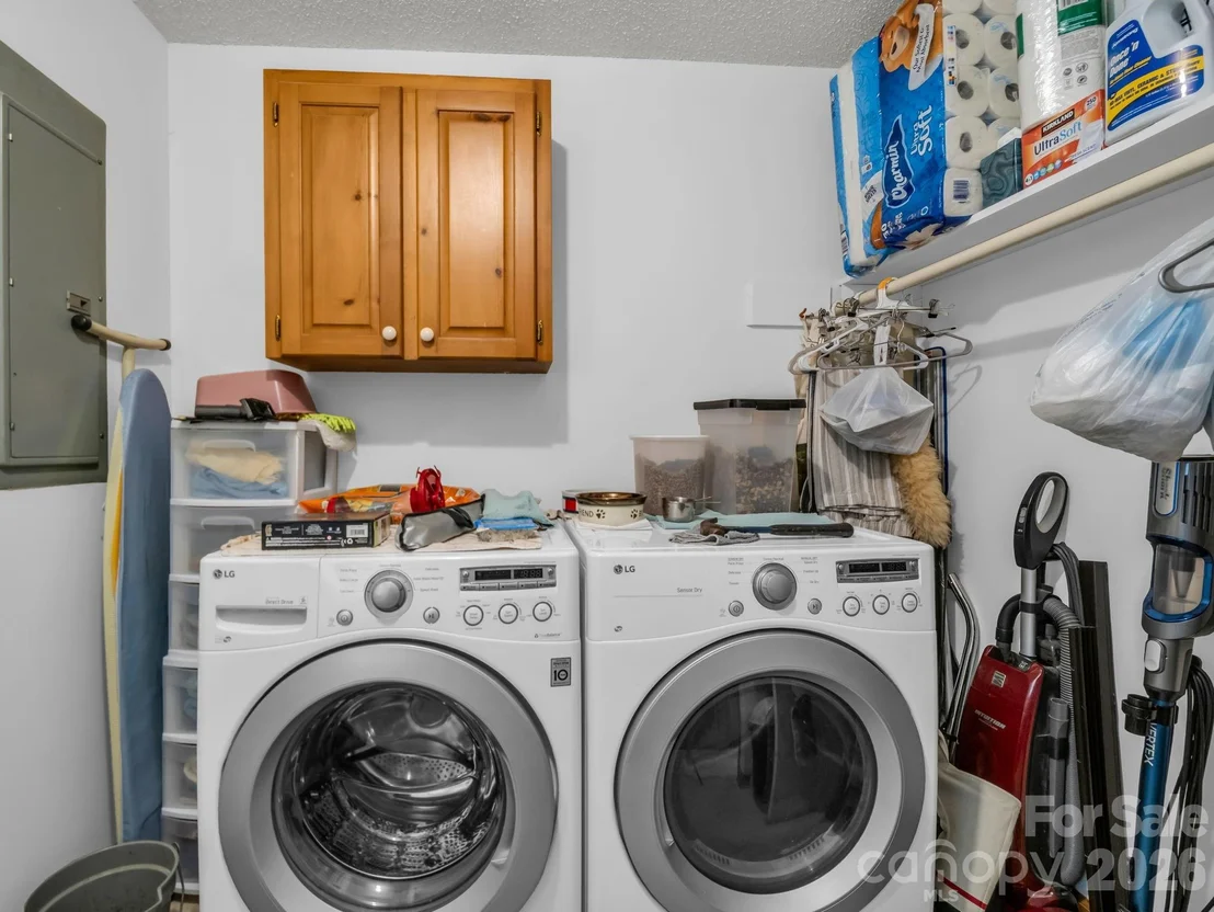 Photo of 80 Fox Briar Drive