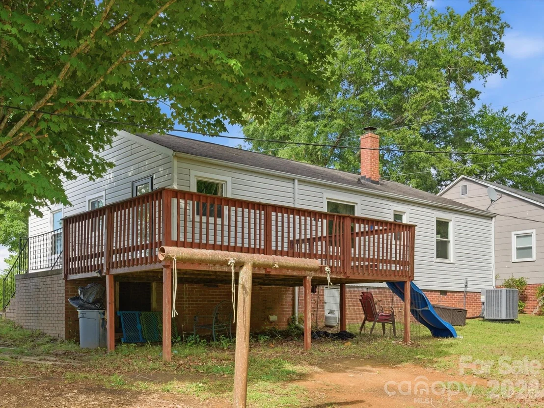 Photo of 620 Normandy Road