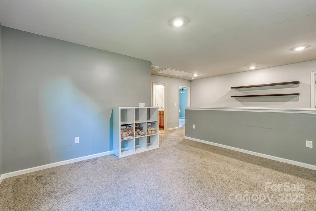 Photo of 1281 Twin Bridge Road
