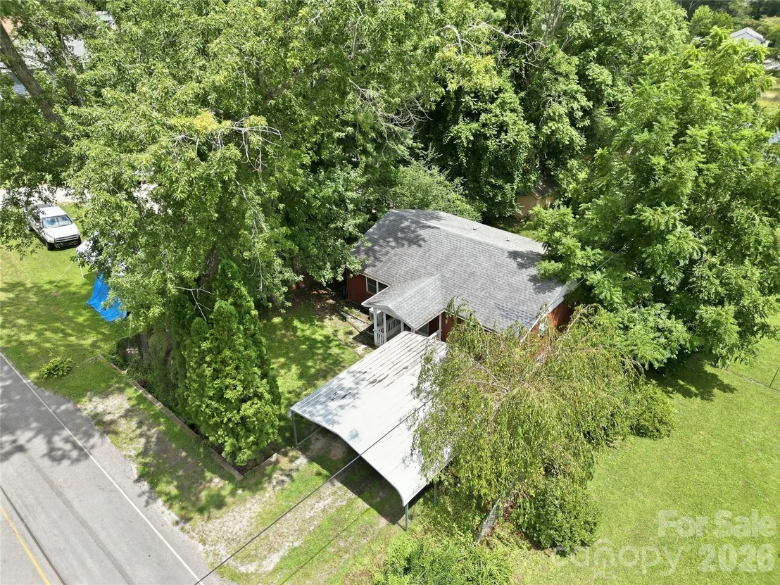 Photo of 307 Beverly Avenue