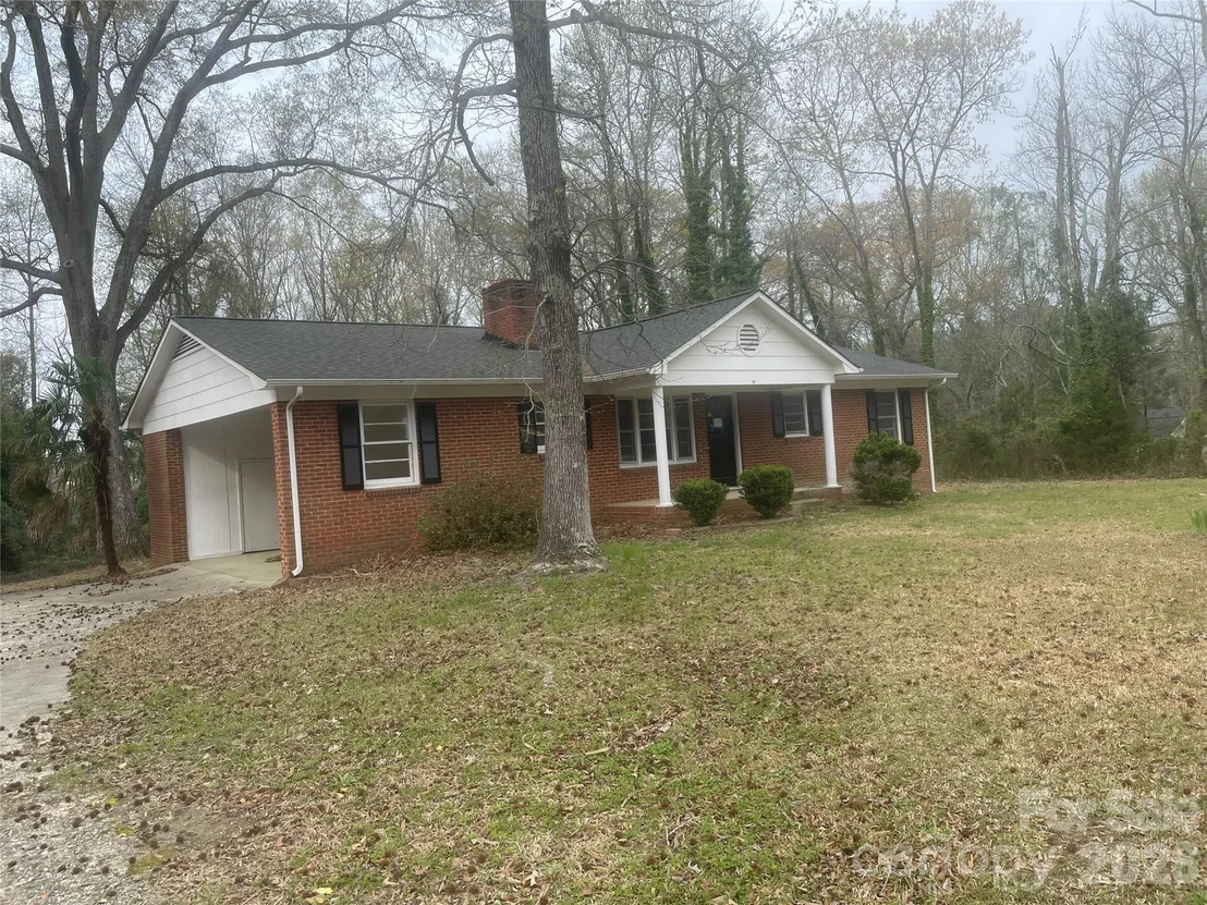 Photo of 2801 Lyndell Way