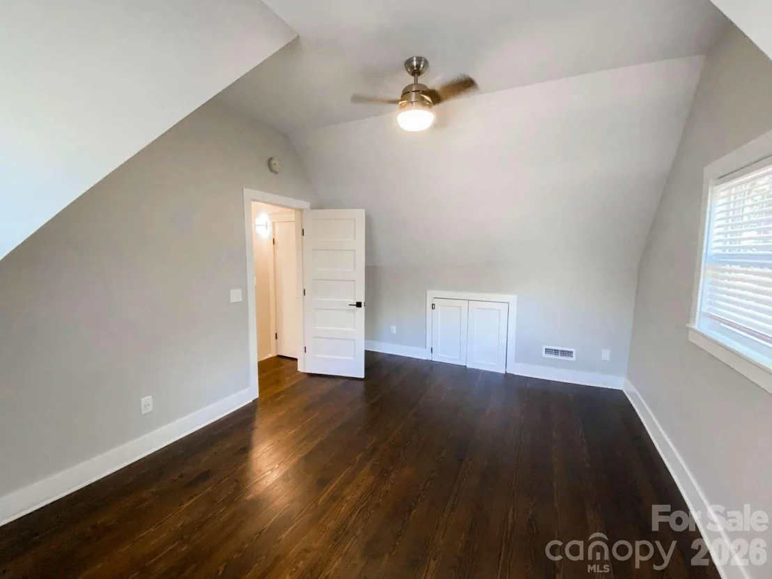 Photo of 141 Carnegie Road