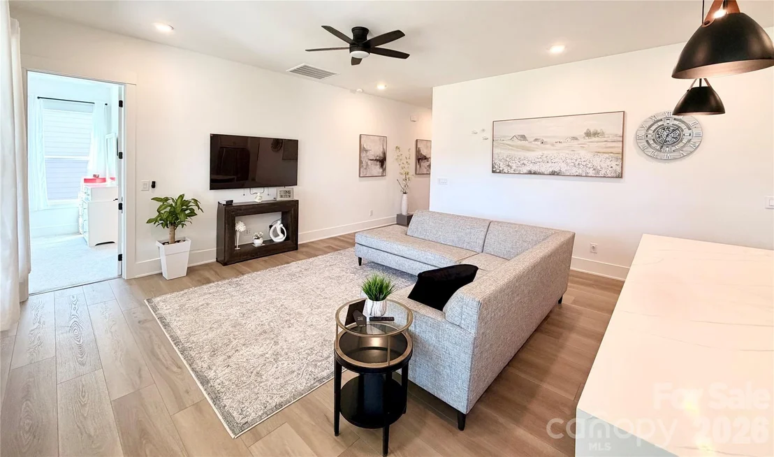 Photo of 1061 Pinecone Avenue
