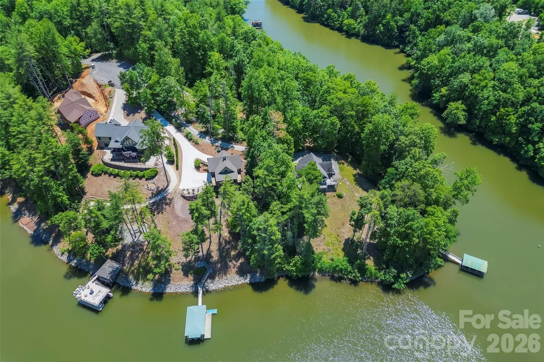 Photo of 590 Larkhaven Drive