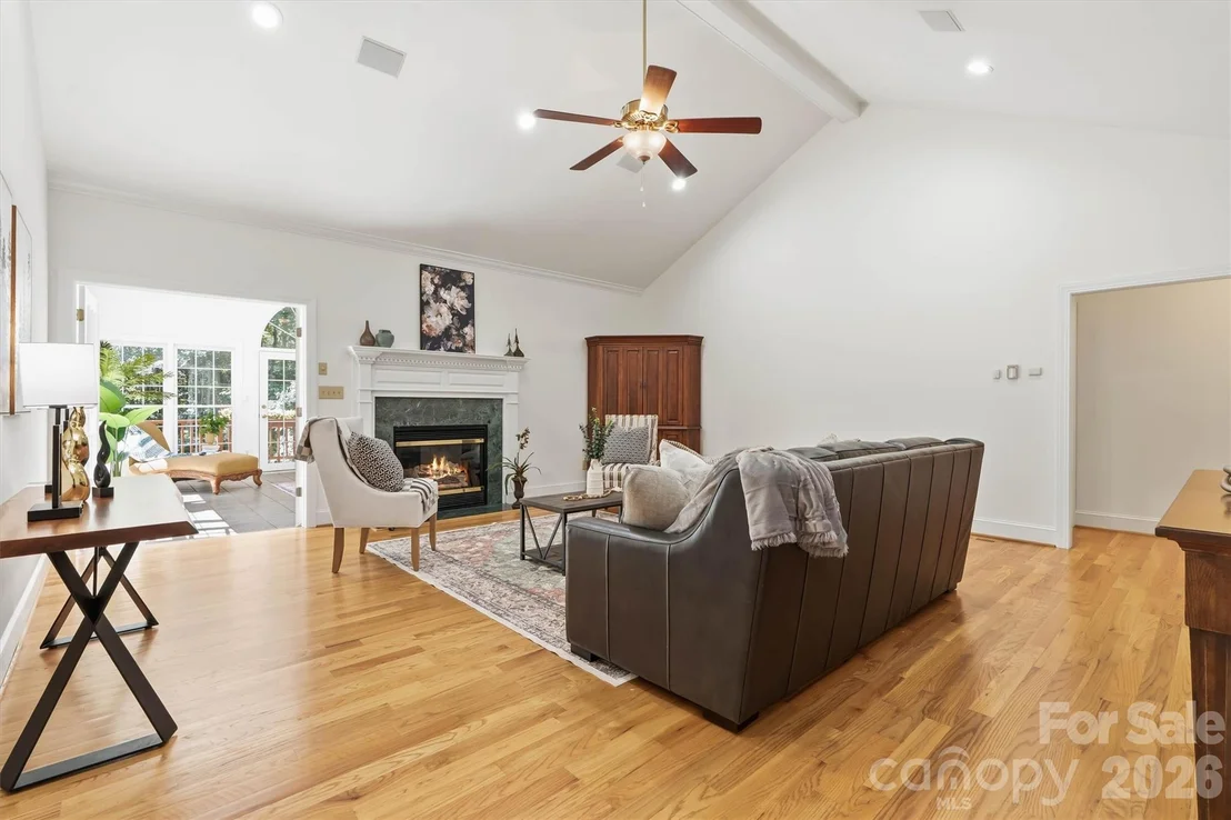 Photo of 675 Heather Drive