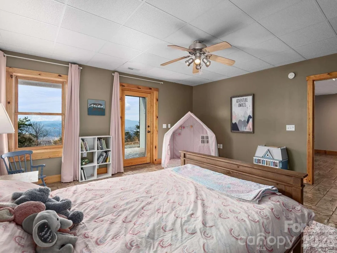 Photo of 770 Dream Weaver Drive