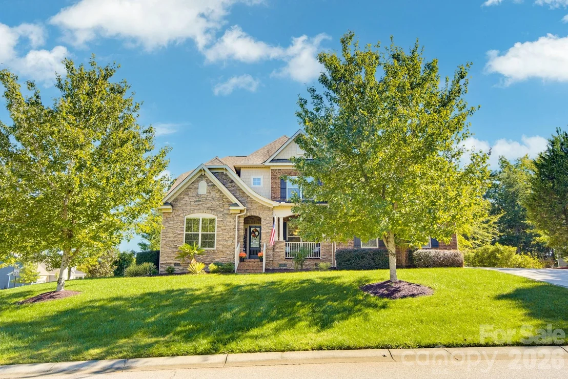Photo of 3060 Feathers Drive
