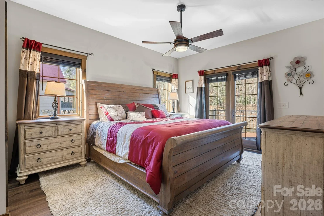 Photo of 446 Green Meadows Drive
