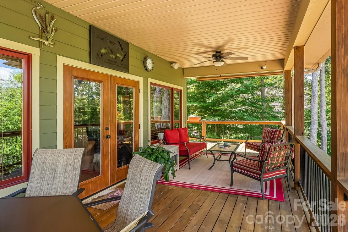 Photo of 590 Larkhaven Drive