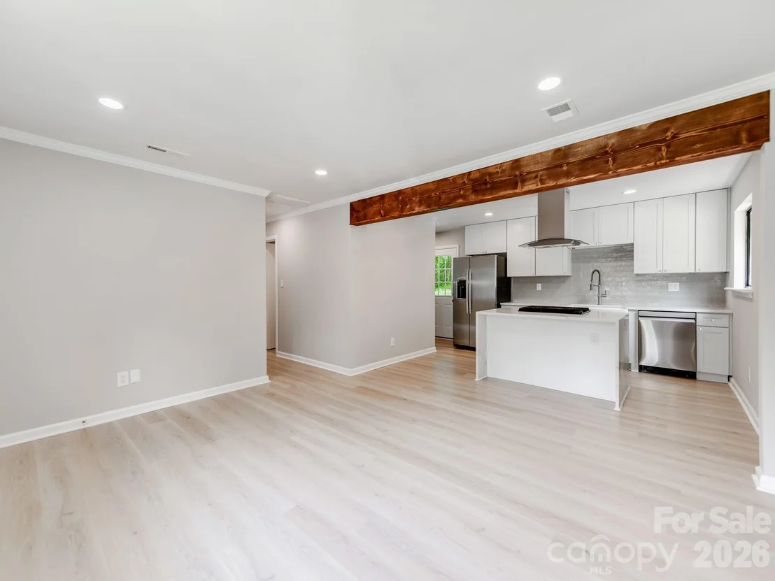 Photo of 4925 Springview Road