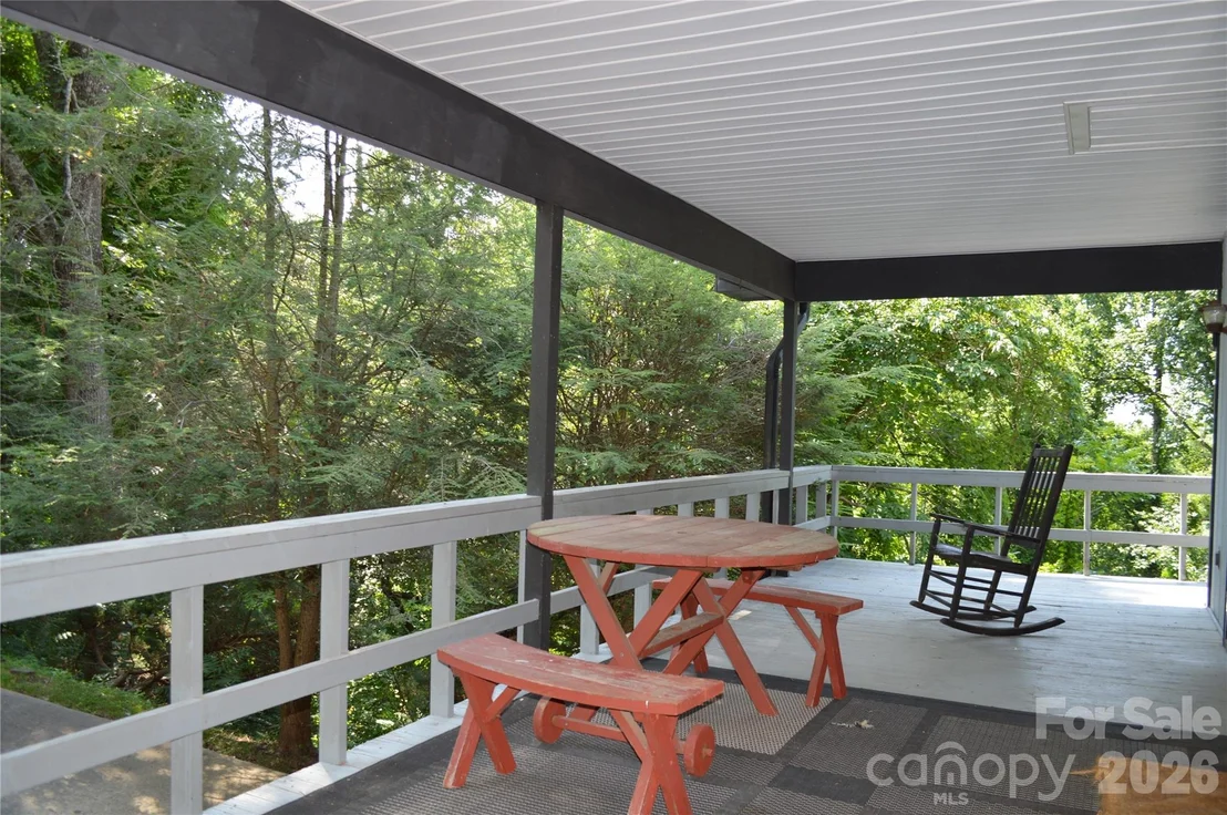 Photo of 184 Laurel Road