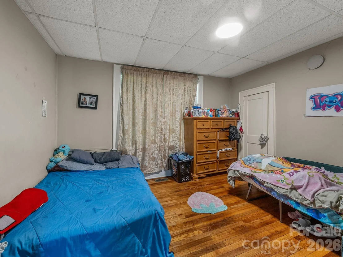 Photo of 110 Grady Avenue