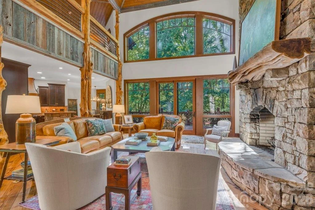 Photo of 355 Oakley Green None