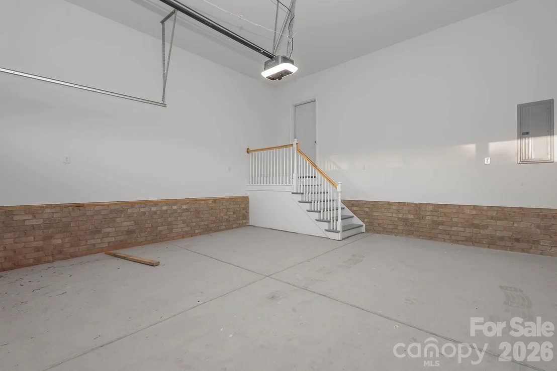 Photo of 102 Starmount Drive