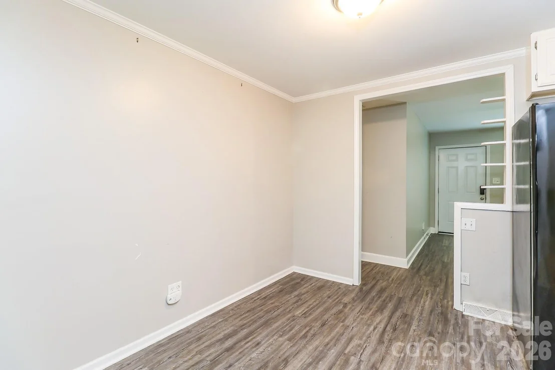 Photo of 6424 Springfield Drive