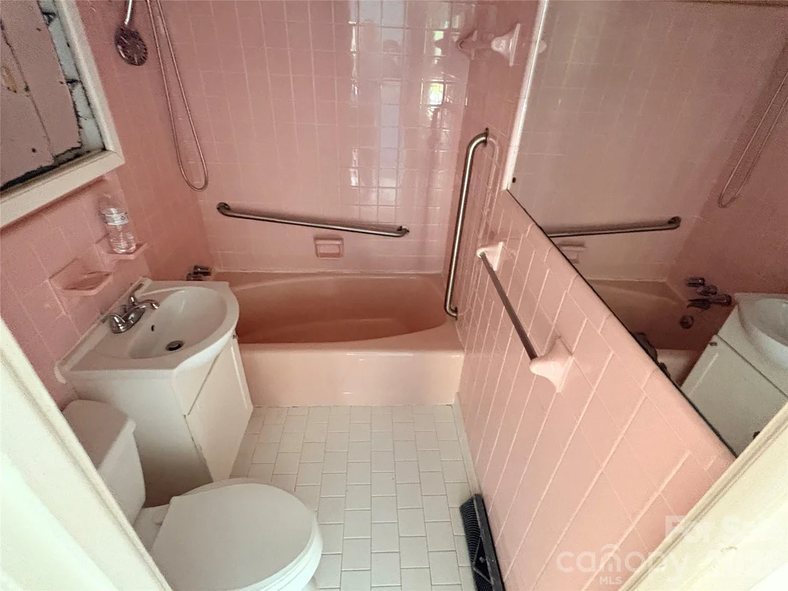 Photo of 504 Brendale Drive