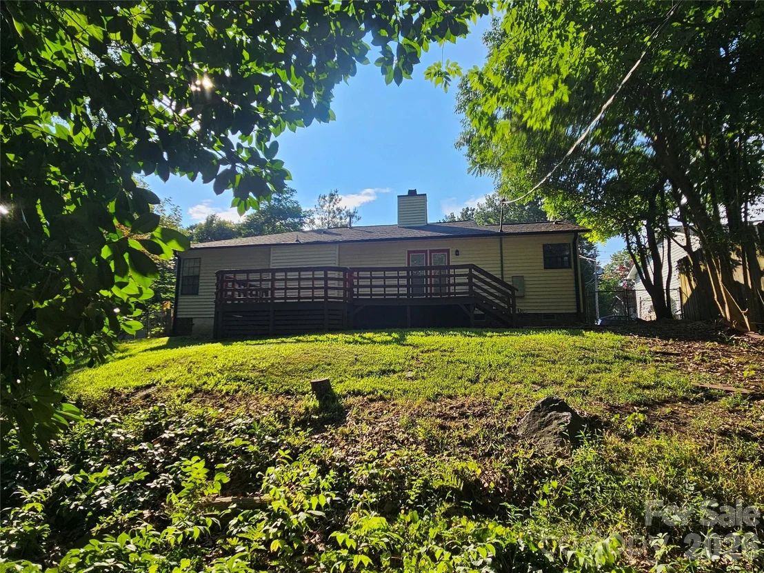 Photo of 1926 Pinevalley Road
