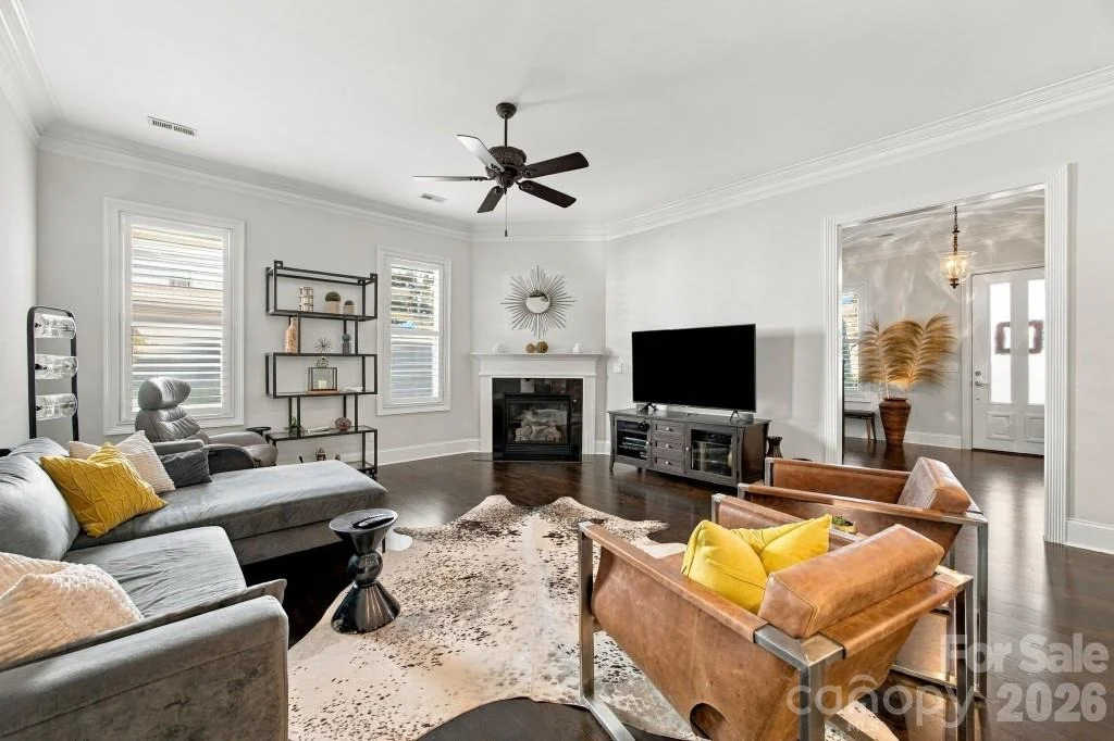 Photo of 720 Loretto Lane