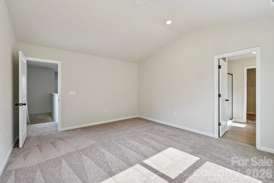 Photo of 818 Willow Estates Drive