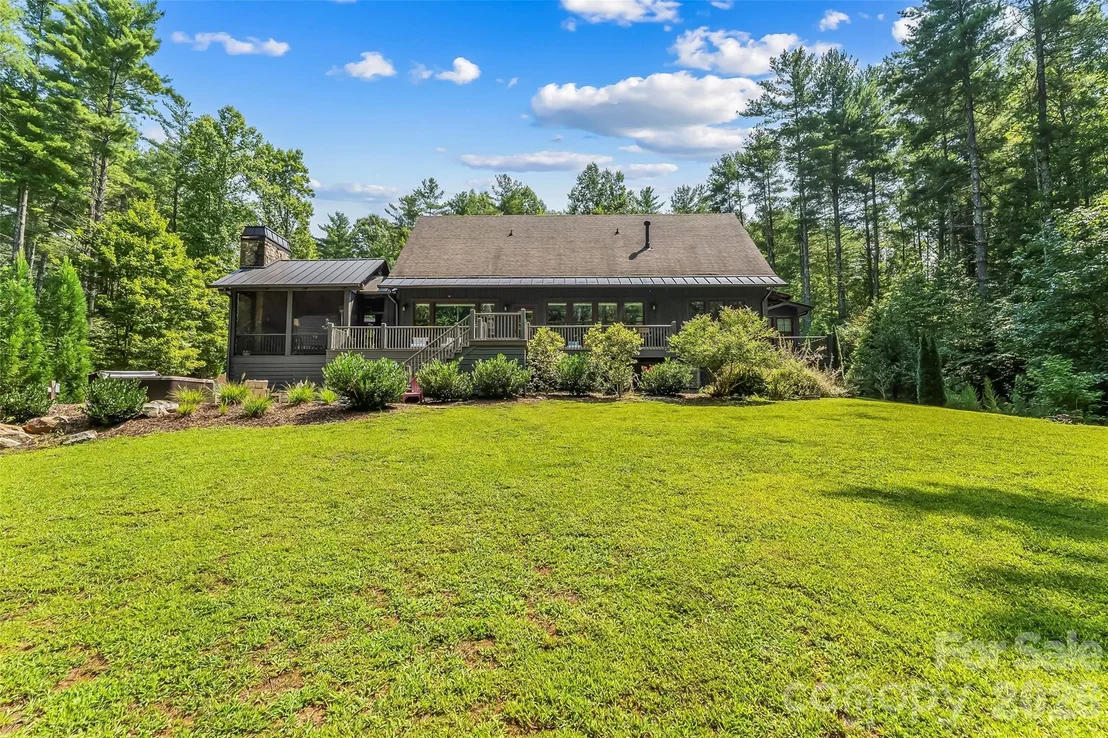Photo of 3201 Donahue Drive