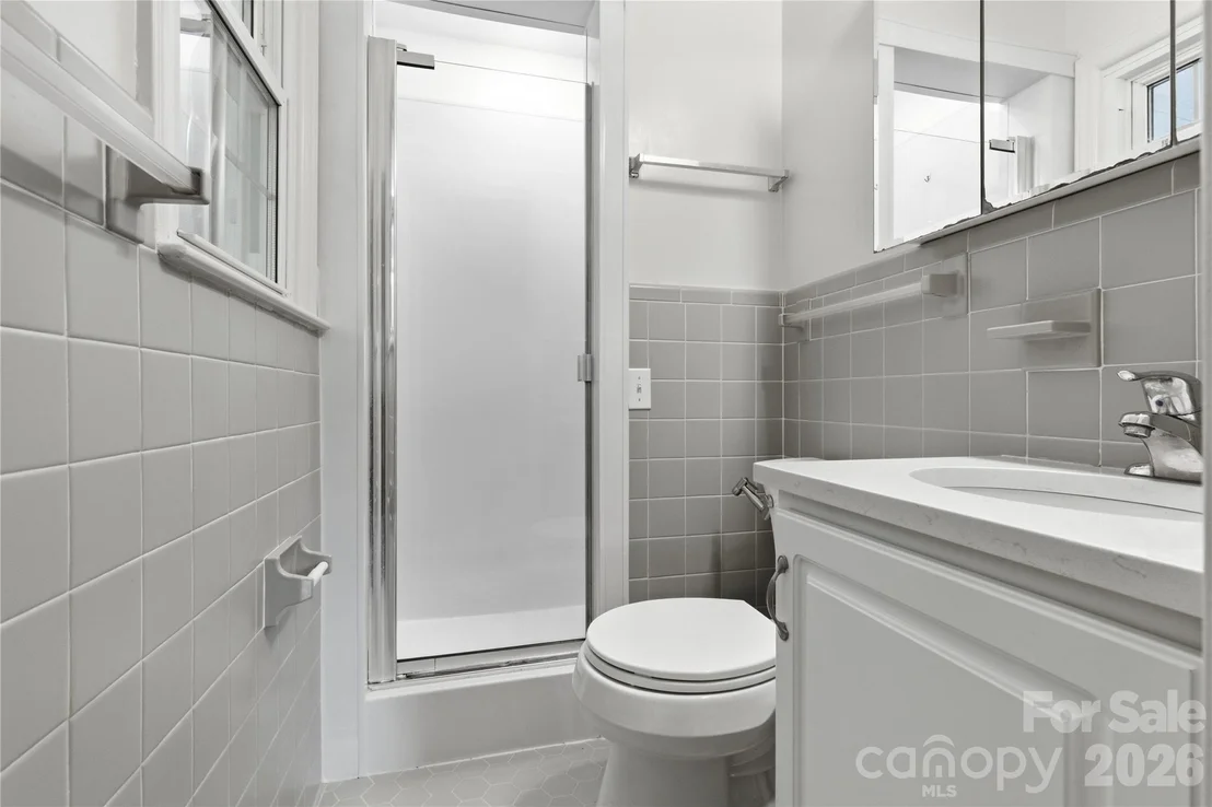 Photo of 123 Castleton Lane