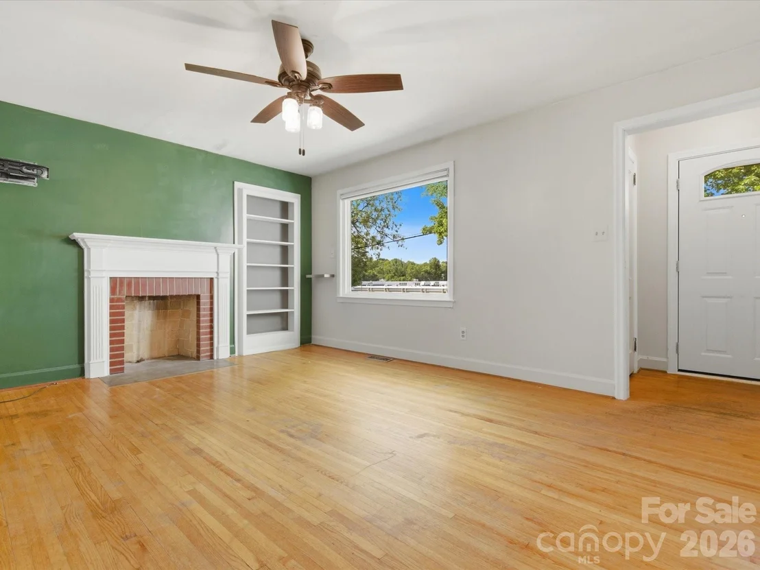 Photo of 620 Normandy Road