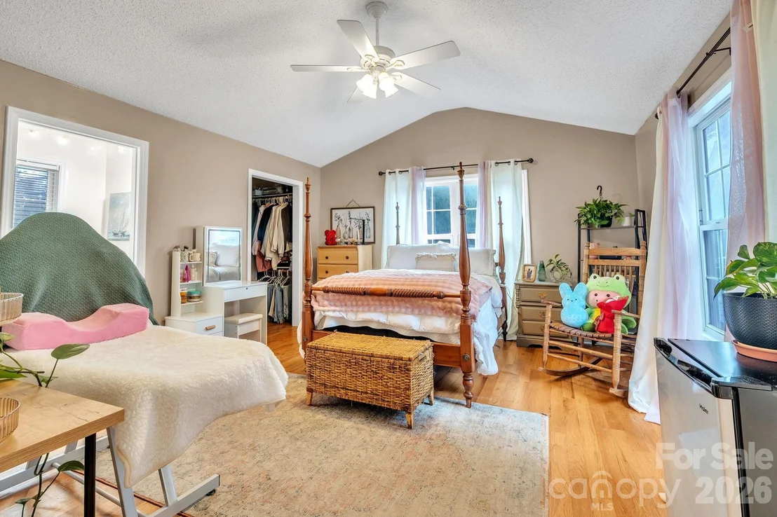 Photo of 103 Forest Avenue
