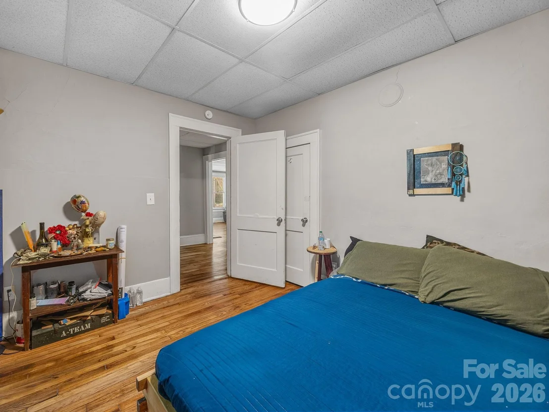 Photo of 110 Grady Avenue