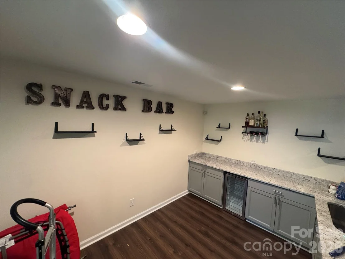Photo of 772 Rosegate Drive