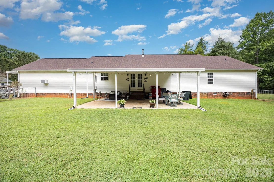 Photo of 715 Candlewick Drive