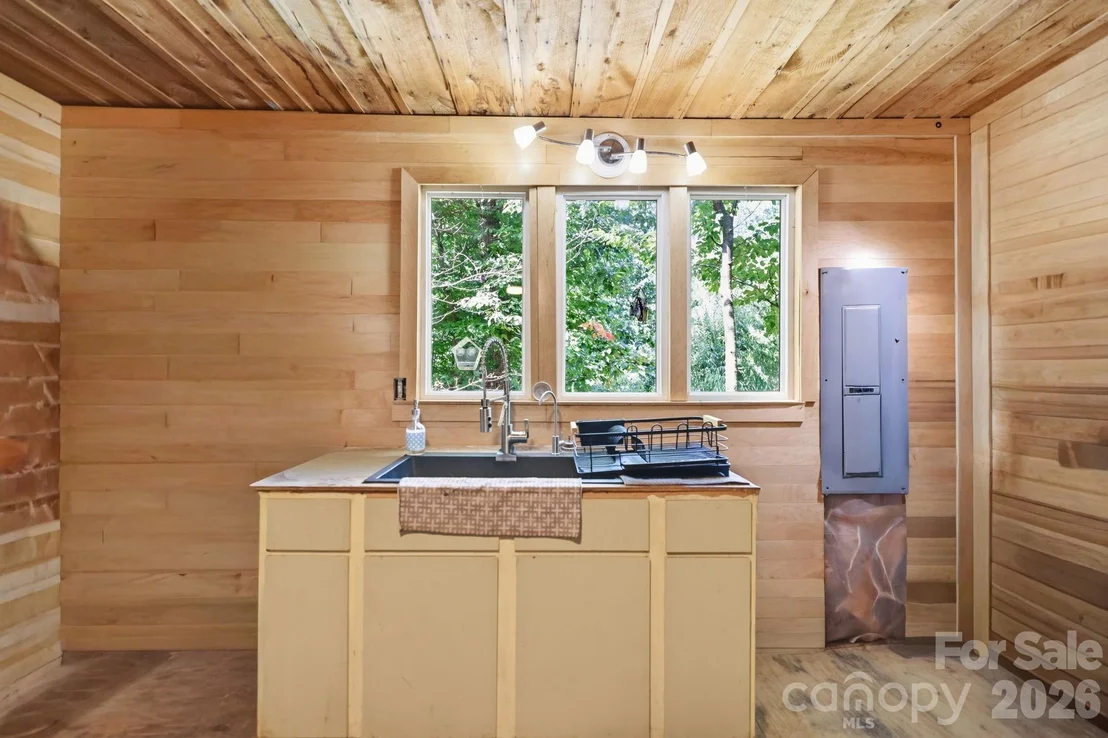 Photo of 464 Mason Road
