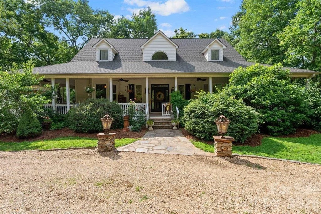 Photo of 175 Green Hills Road