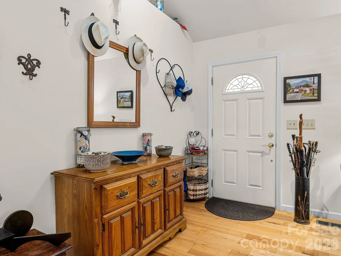 Photo of 160 Caledonia Road