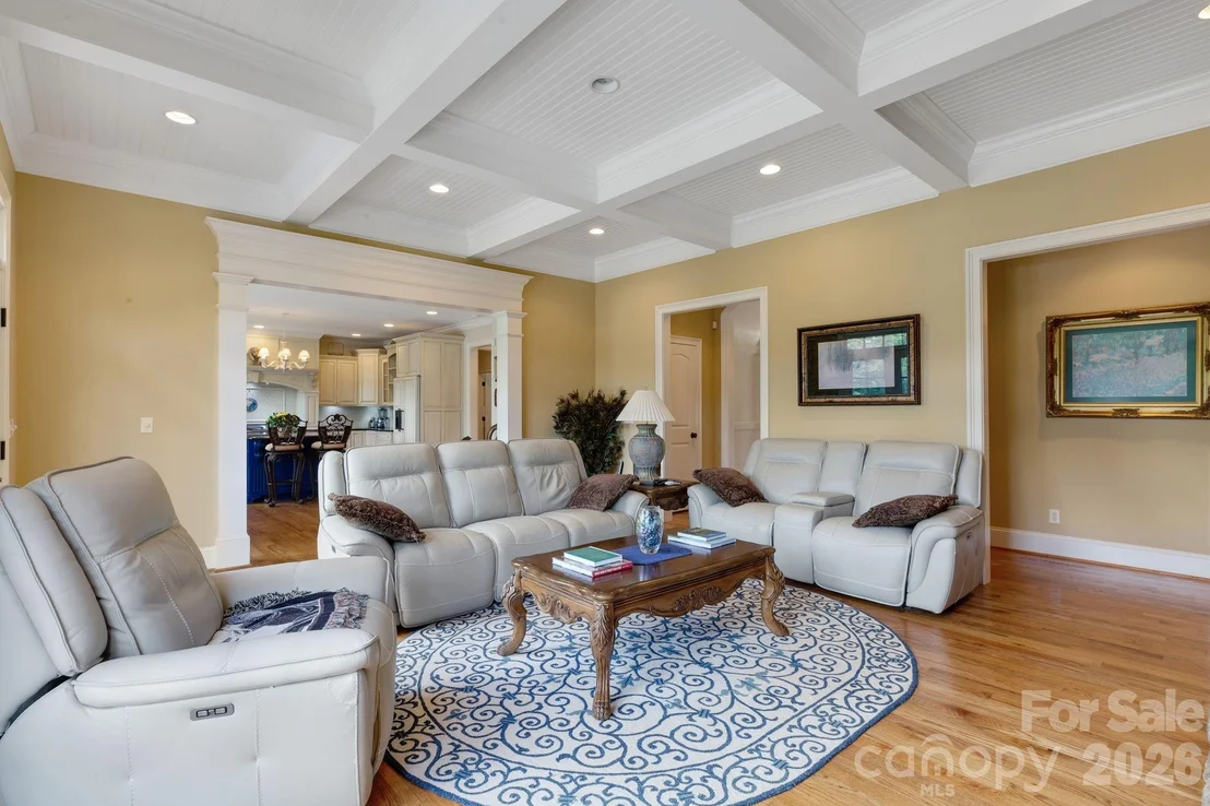 Photo of 340 Harrison Road