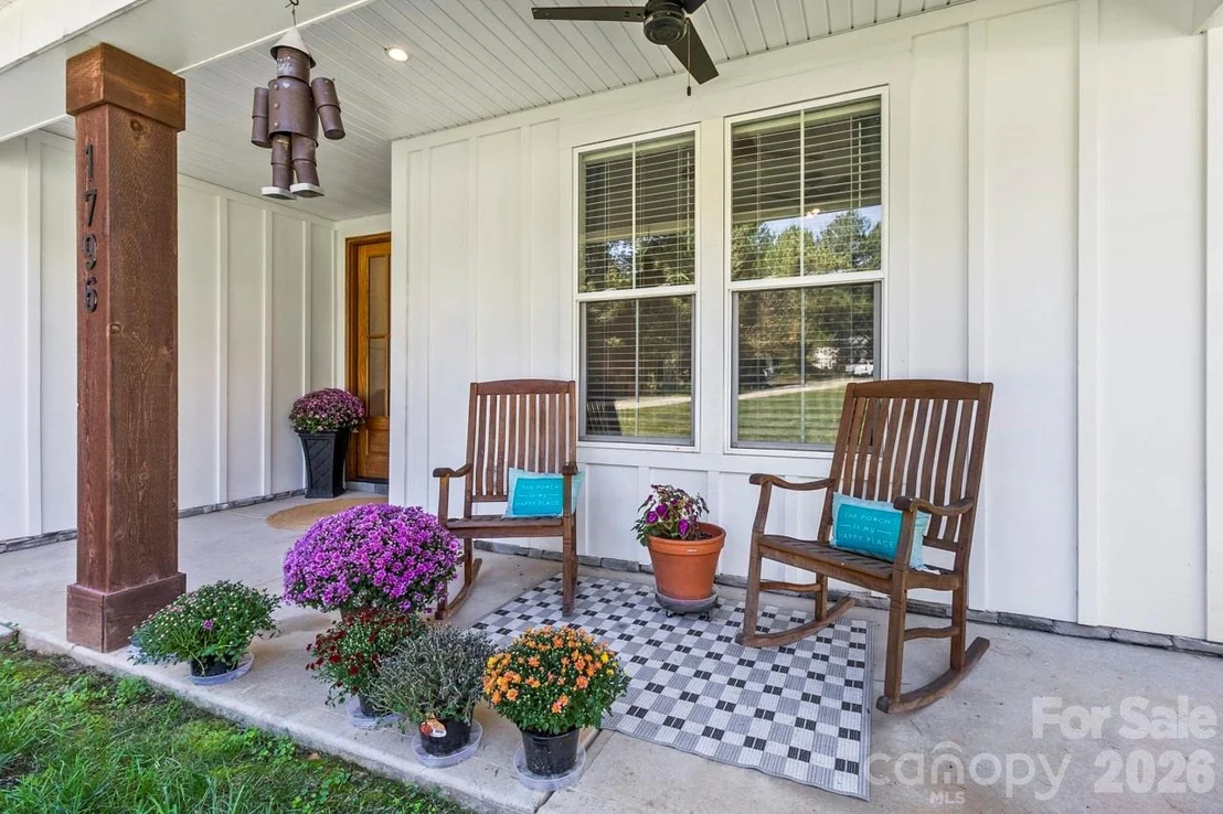Photo of 1796 Cranwell Drive
