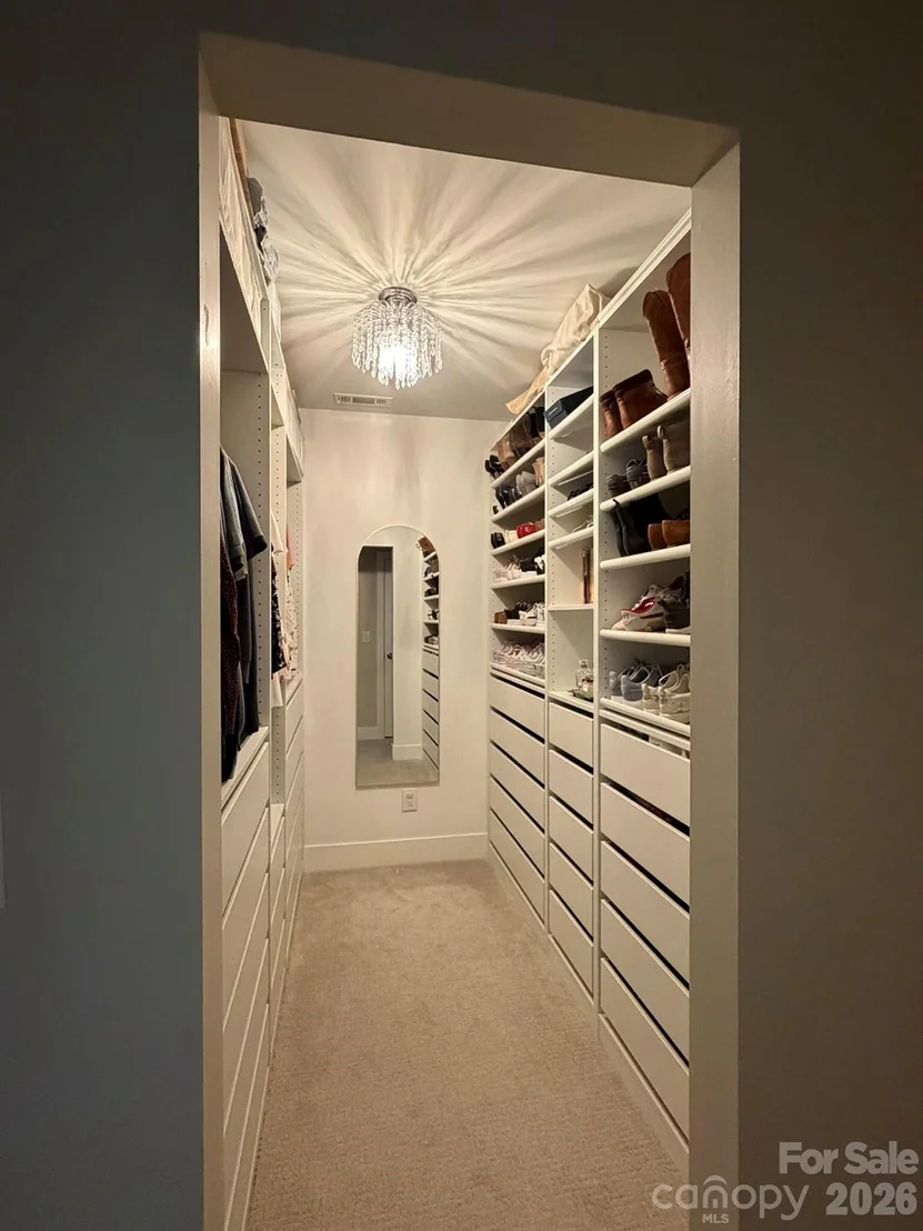Photo of 70 Knobby Lane