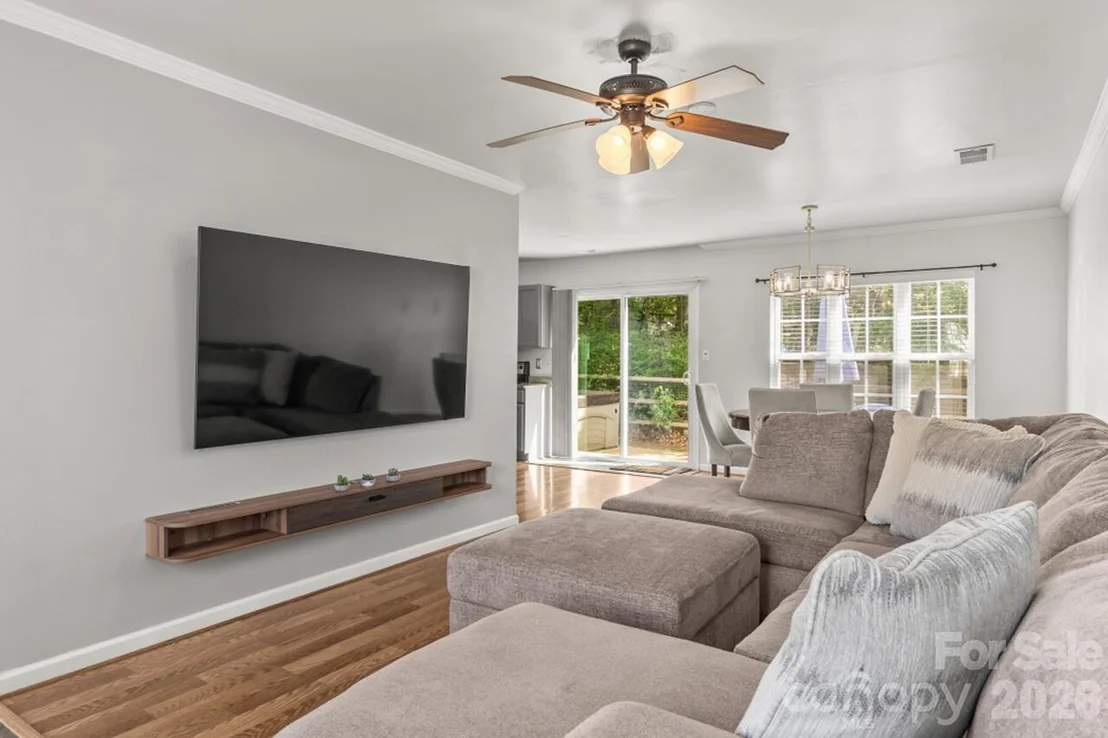 Photo of 6907 Murray Grey Lane